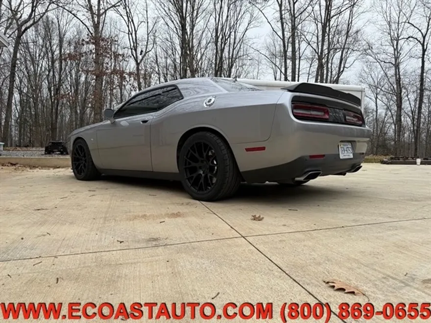 2015 Dodge Challenger R/T Scat Pack photo 1