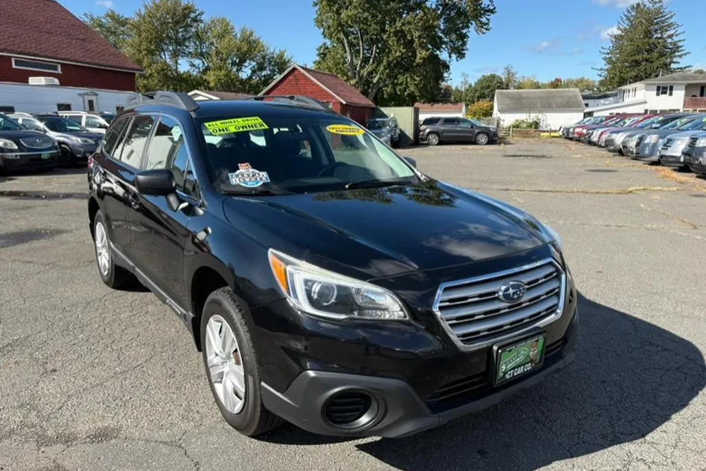 2016 Subaru Outback Base photo 1