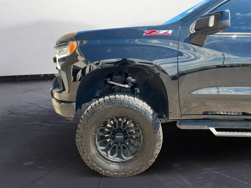 2023 Chevrolet Silverado 1500 RST photo 1