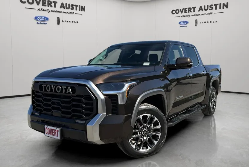 2022 Toyota Tundra Limited photo 1