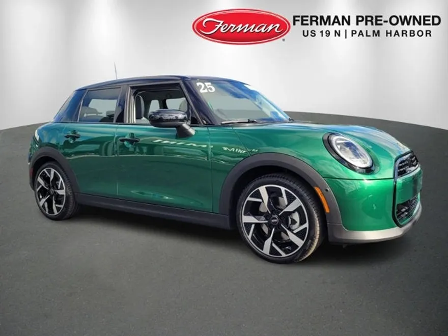 2025 Mini Cooper 4 Door Hardtop photo 1