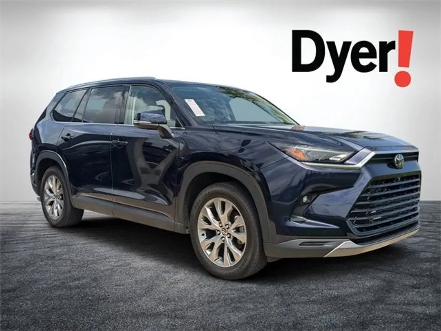 2024 Toyota Highlander Hybrid Base photo 1