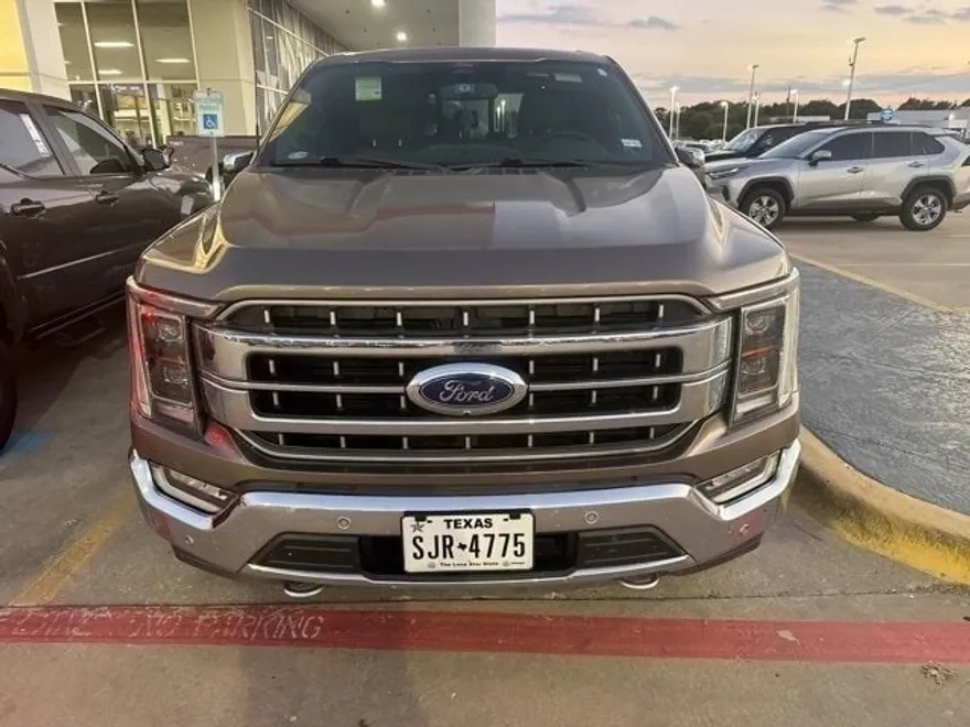 2022 Ford F-150 Lariat photo 1