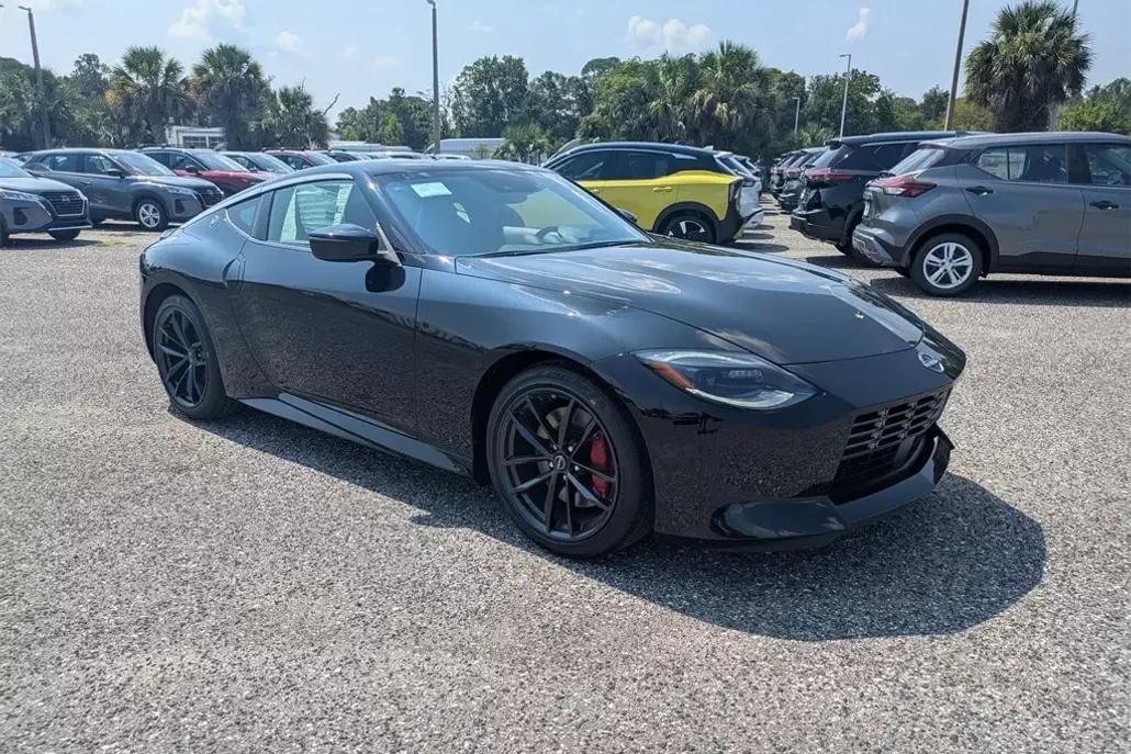 2025 Nissan Z Performance photo 1