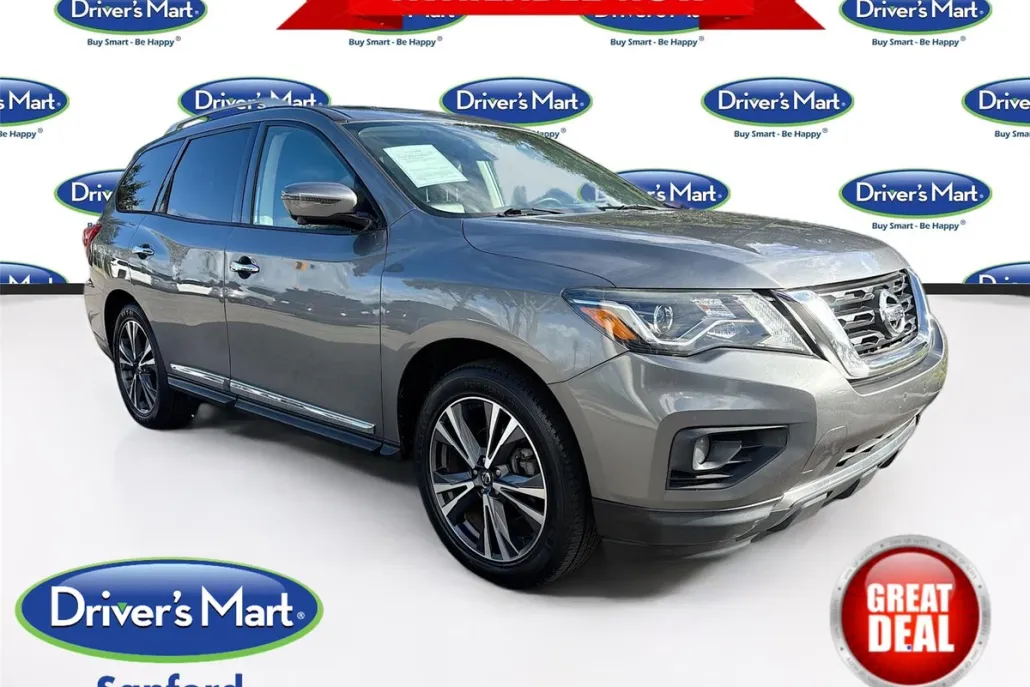 2020 Nissan Pathfinder Platinum photo 1