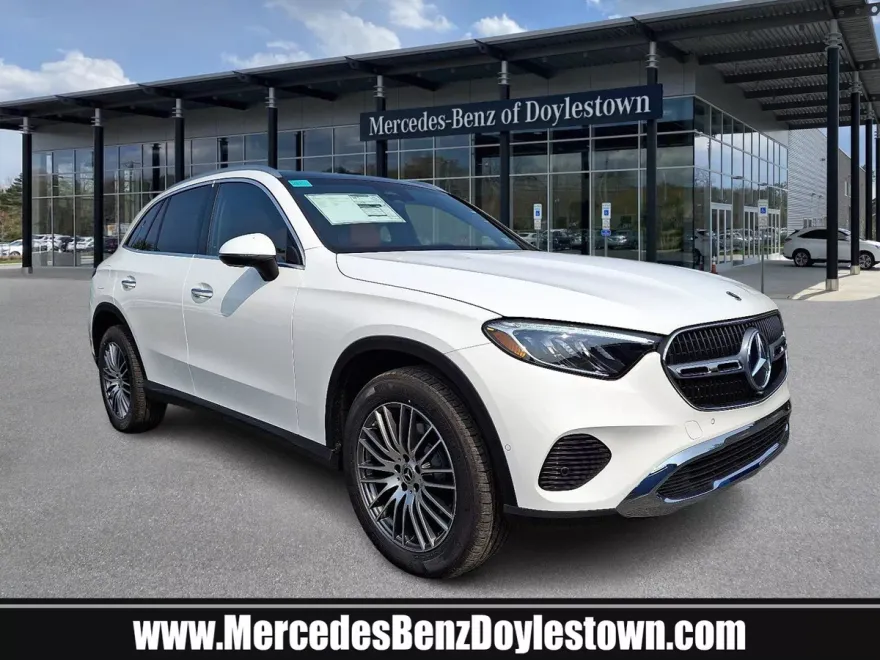 2025 Mercedes Benz GLC 300 4MATIC photo 1