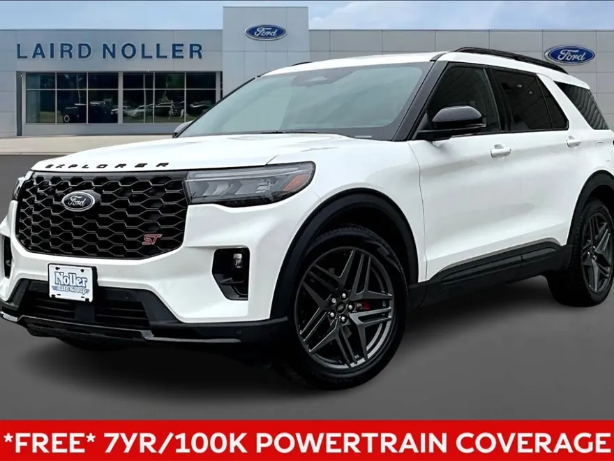2025 Ford Explorer ST photo 1