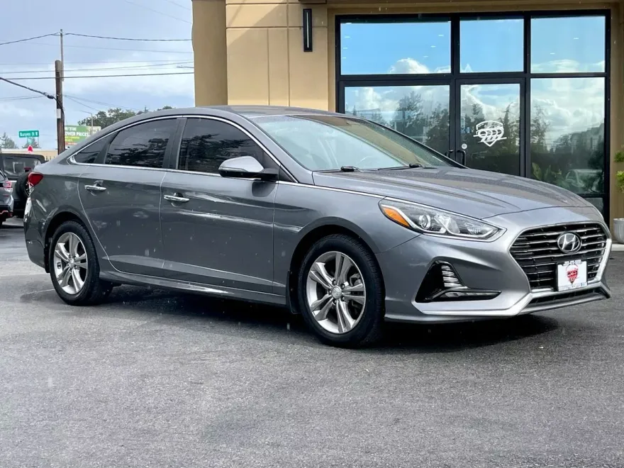 2018 Hyundai Sonata SEL photo 1