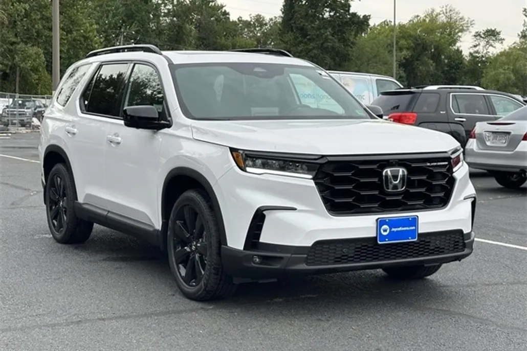 2025 Honda Pilot Black Edition photo 1