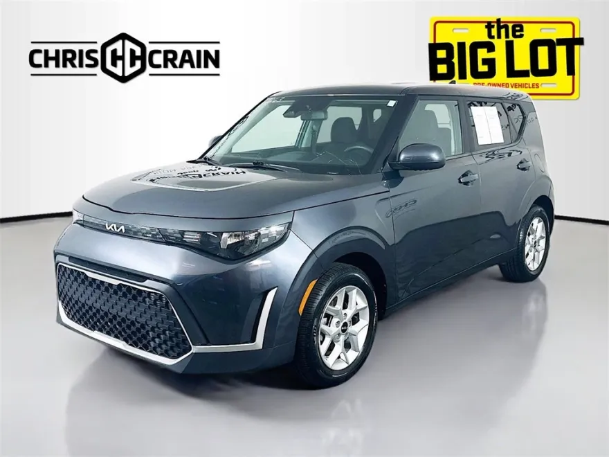 2023 Kia Soul LX photo 1