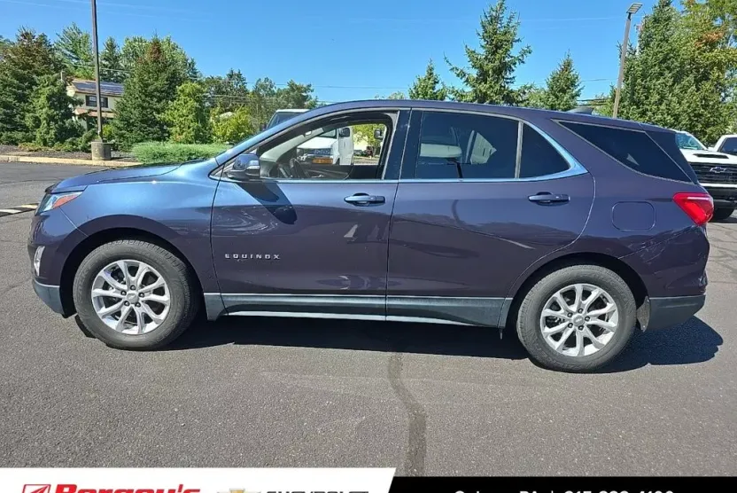 2019 Chevrolet Equinox LT photo 1
