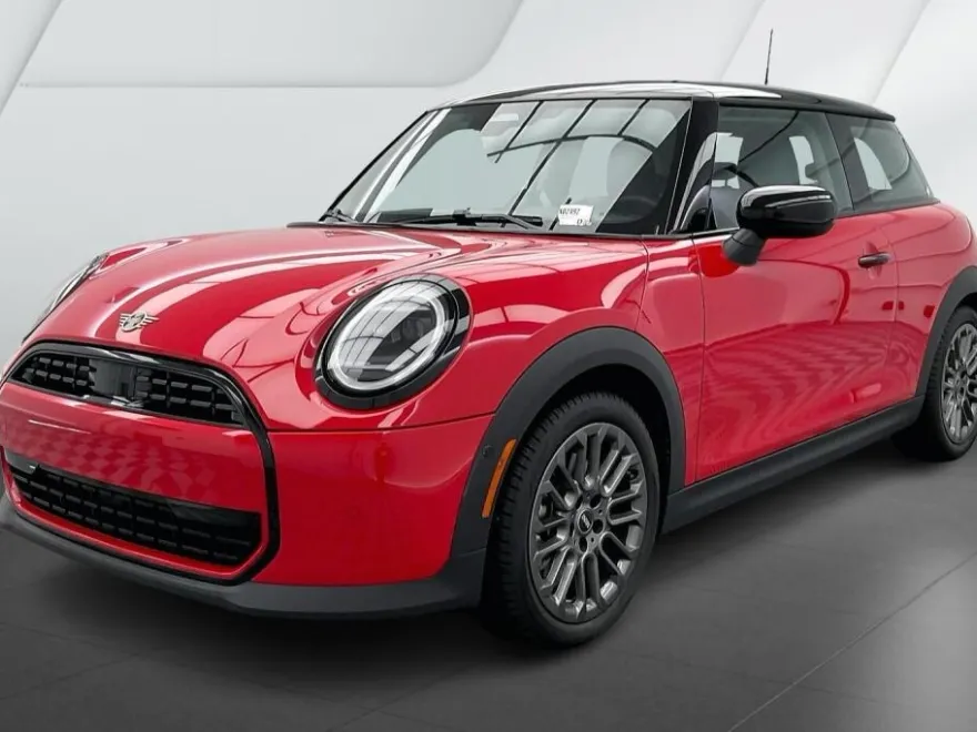 2025 Mini Cooper 2 Door Hardtop photo 1