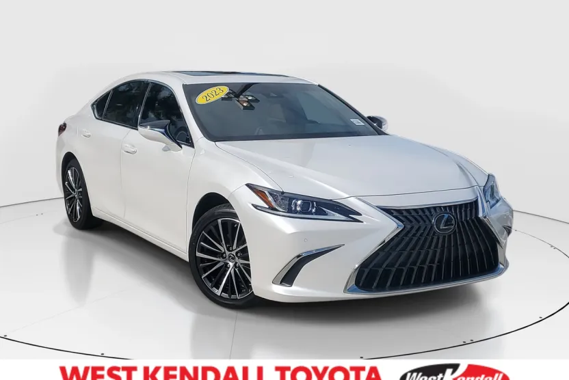 2023 Lexus ES 350 photo 1