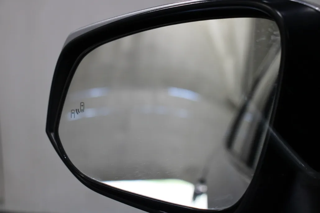 2021 Toyota RAV4 XLE photo 1