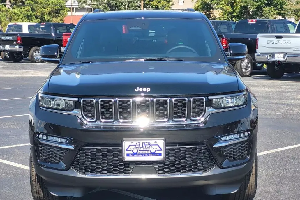 2025 Jeep Grand Cherokee Limited photo 1
