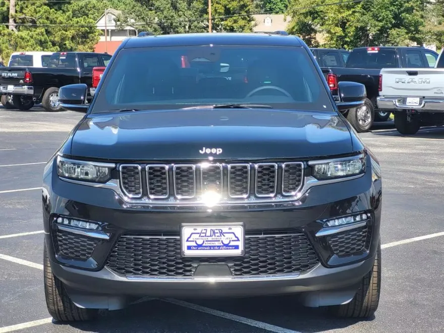2025 Jeep Grand Cherokee Limited photo 1