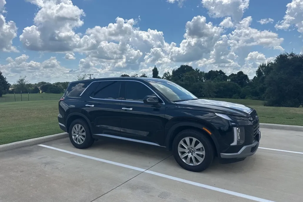 2025 Hyundai Palisade SE photo 1