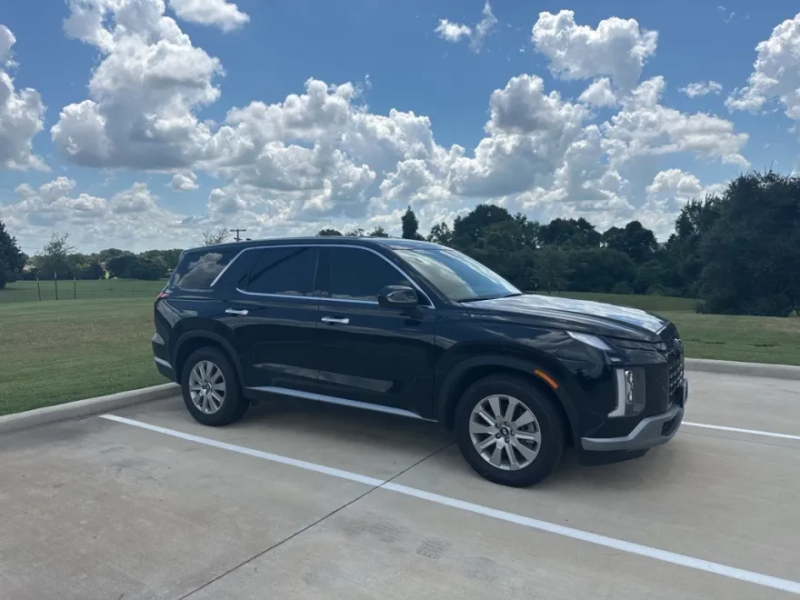 2025 Hyundai Palisade SE photo 1