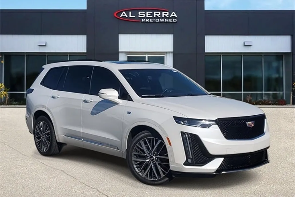 2022 Cadillac XT6 Sport photo 1