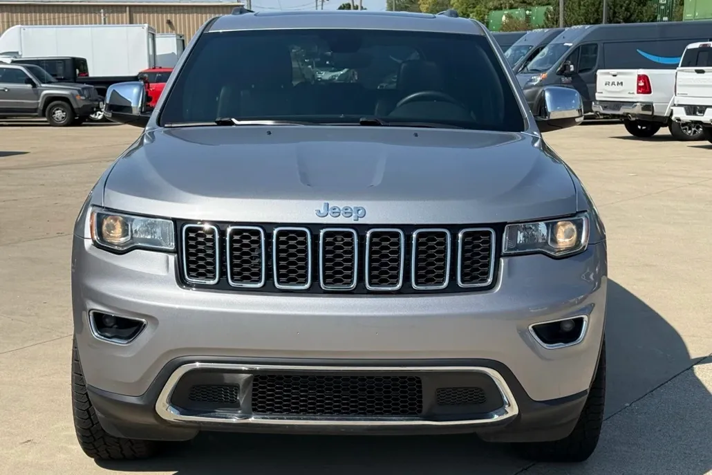 2018 Jeep Grand Cherokee Limited photo 1