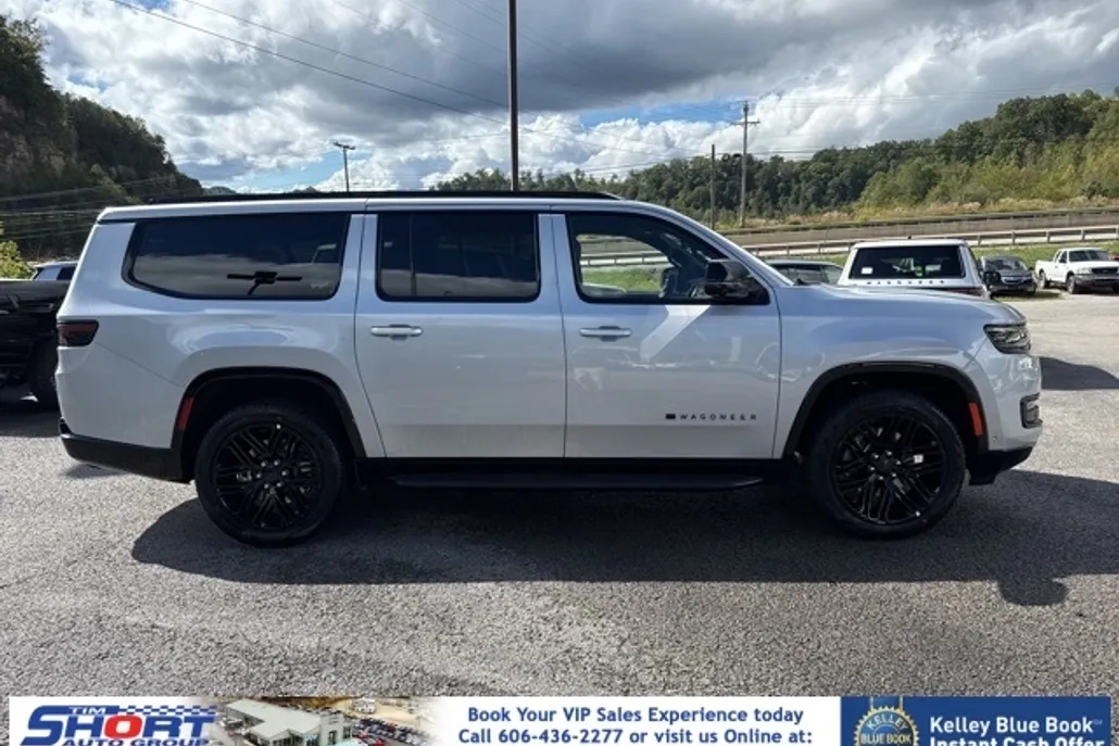2025 Jeep Wagoneer L Series II Carbide photo 1