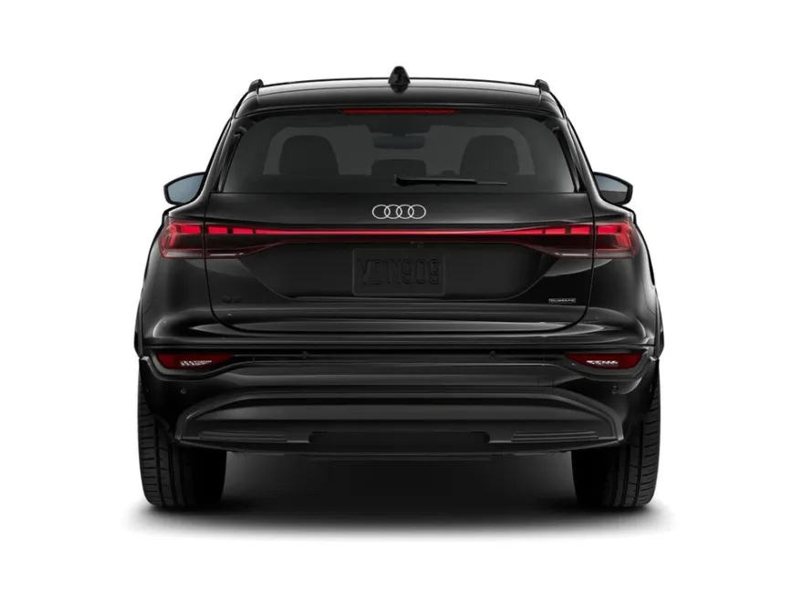 2025 Audi Q6 E-tron Prestige photo 4
