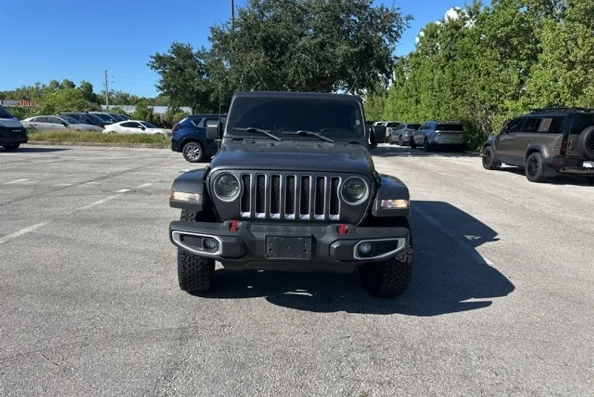 2018 Jeep Wrangler Unlimited Sahara photo 1