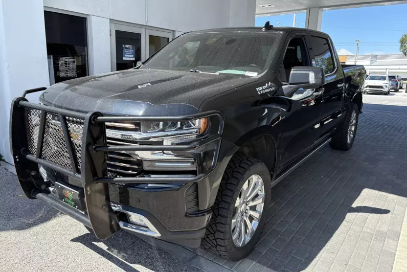 2021 Chevrolet Silverado 1500 High Country photo 1