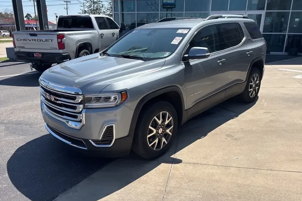2023 Gmc Acadia SLE photo 1