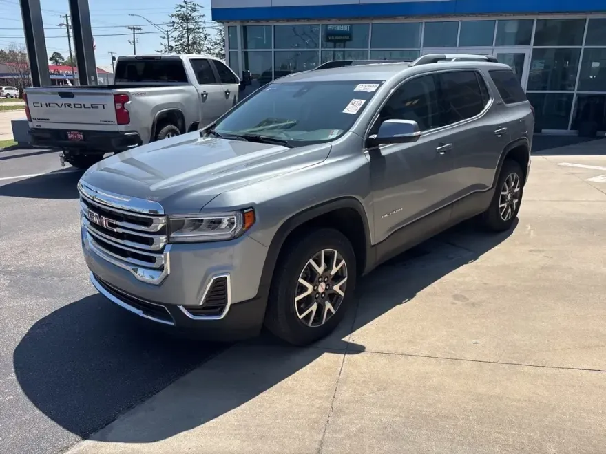 2023 Gmc Acadia SLE photo 1