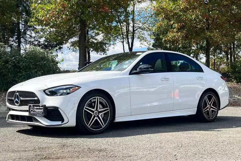 2025 Mercedes Benz C 300 4MATIC photo 1