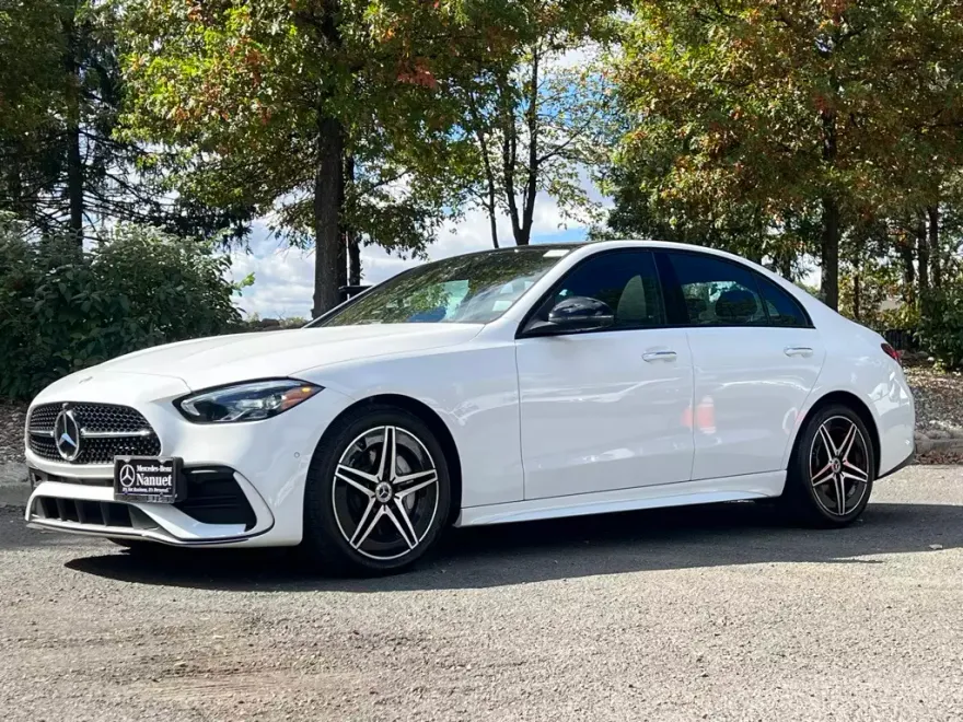 2025 Mercedes Benz C 300 4MATIC photo 1