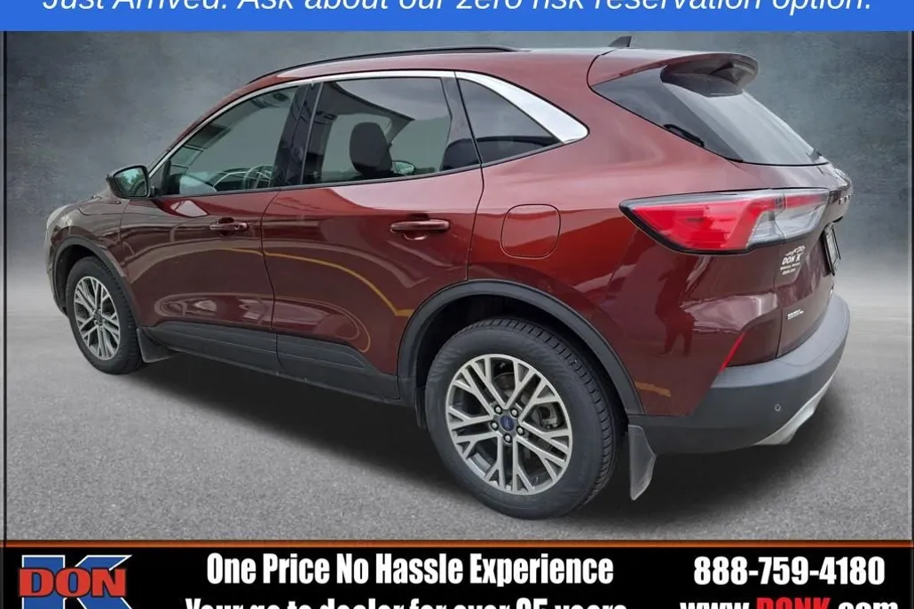 2021 Ford Escape SEL photo 1