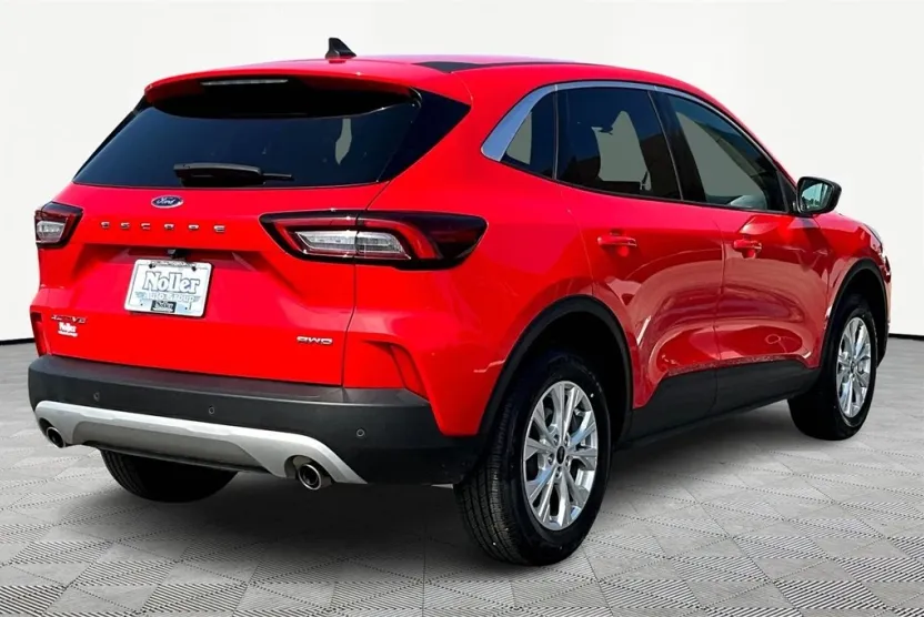 2024 Ford Escape Active photo 1