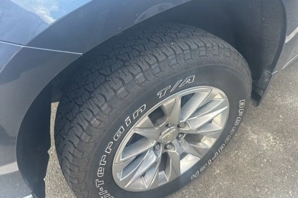 2019 Chevrolet Silverado 1500 LTZ photo 1