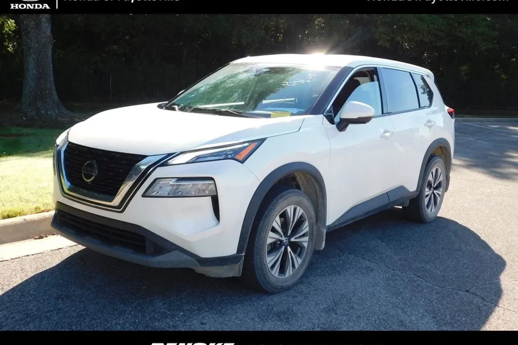 2021 Nissan Rogue SV photo 1
