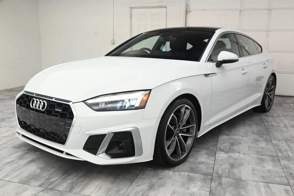2024 Audi A5 45 S line Premium photo 1