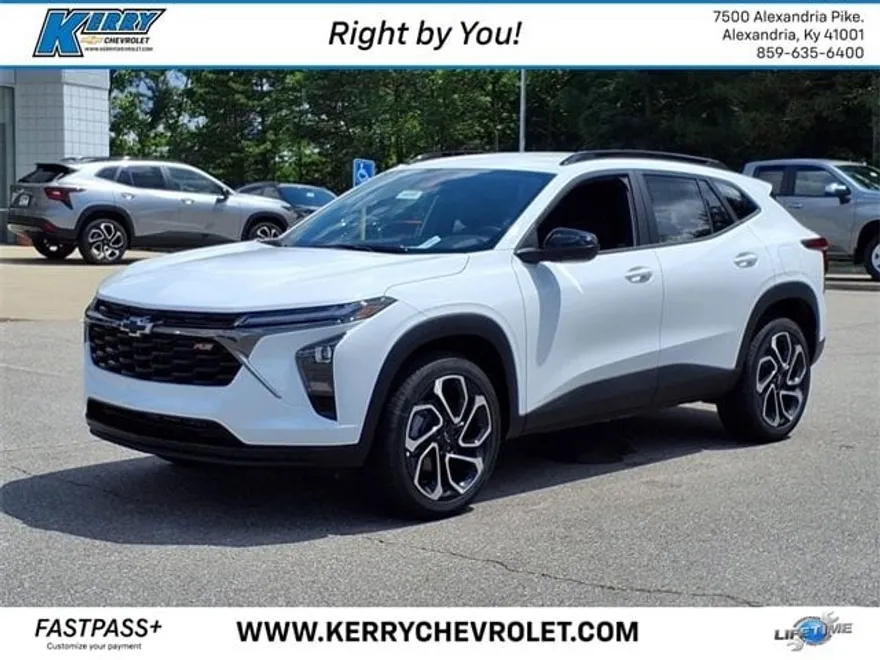 2025 Chevrolet Trax photo 1
