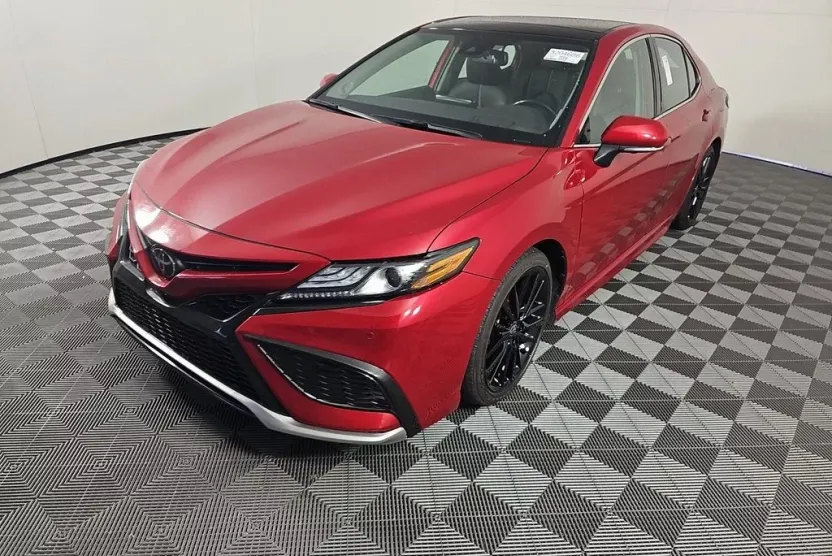 2023 Toyota Camry XSE photo 1