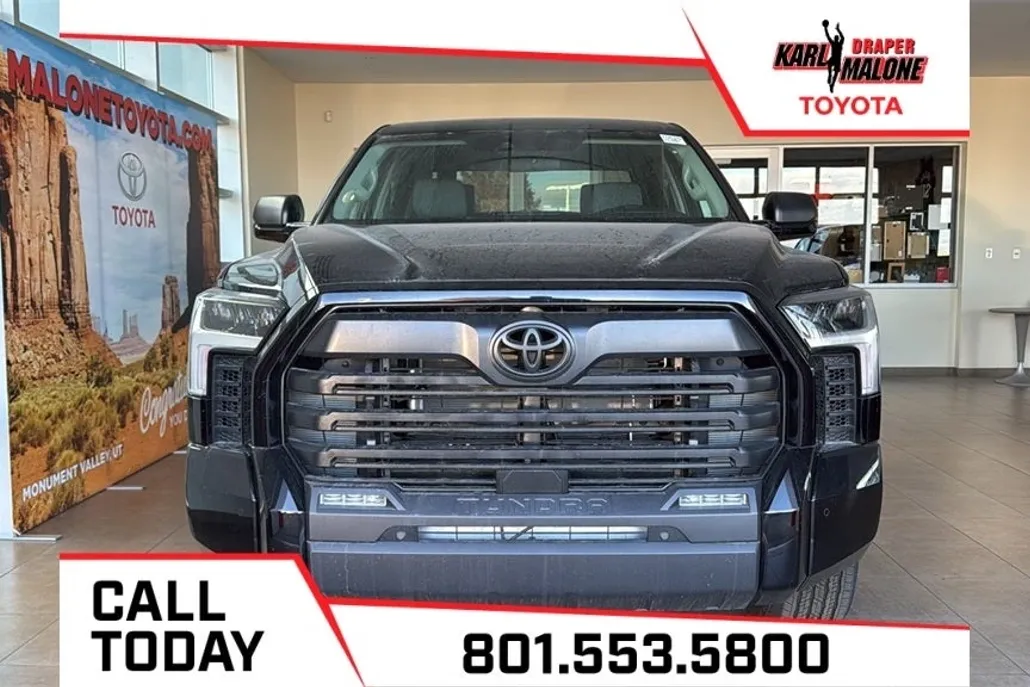2024 Toyota Tundra SR5 photo 1