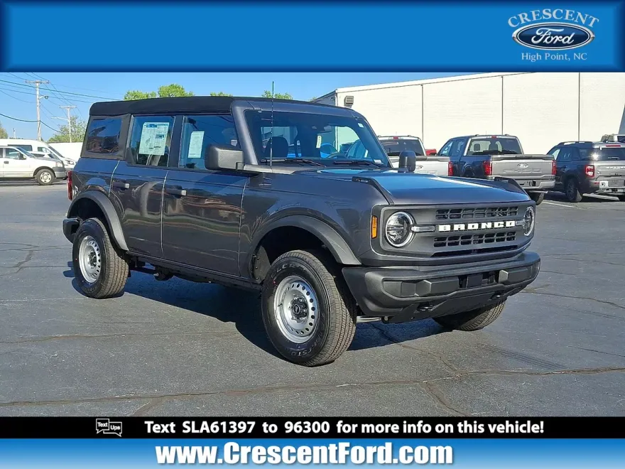 2025 Ford Bronco Base photo 1