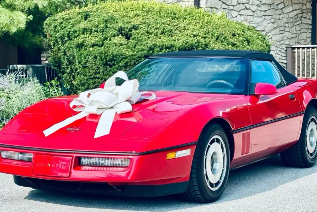 1987 Chevrolet Corvette Convertible photo 1