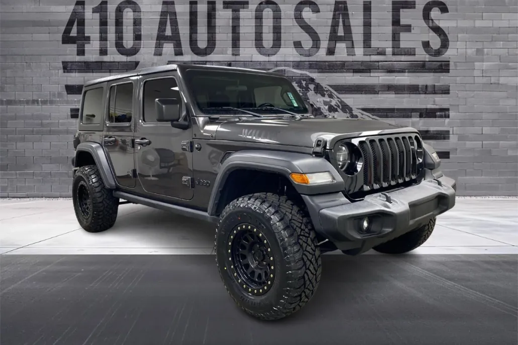 2020 Jeep Wrangler Unlimited Willys photo 1