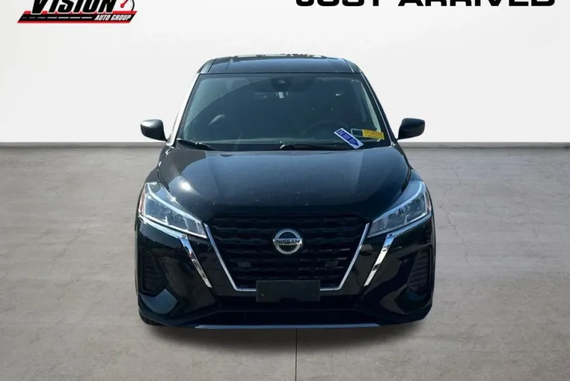 2021 Nissan Kicks S photo 1