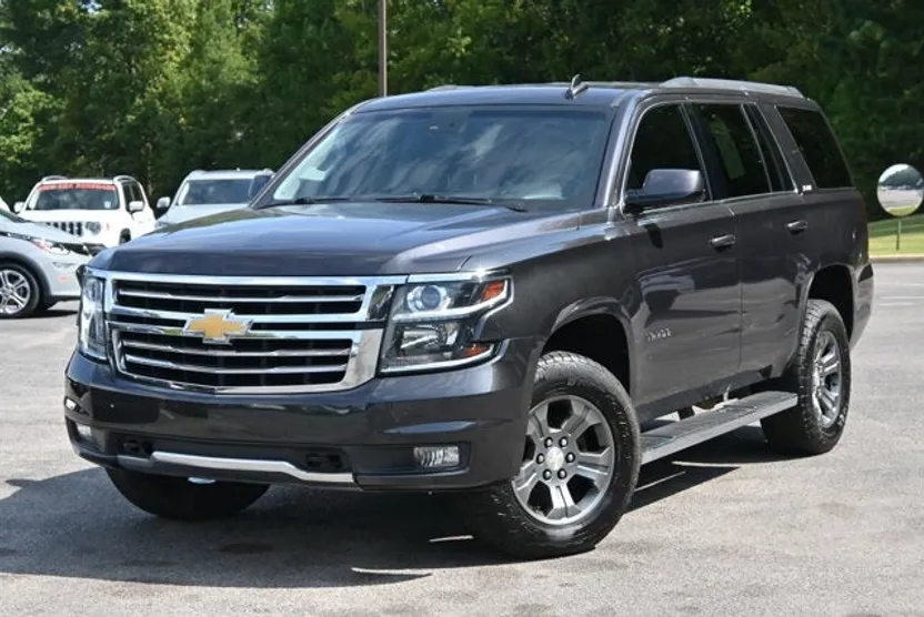 2016 Chevrolet Tahoe LT photo 1