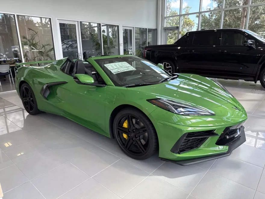 2026 Chevrolet Corvette Stingray 2LT photo 1