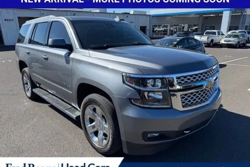 2019 Chevrolet Tahoe LT photo 1