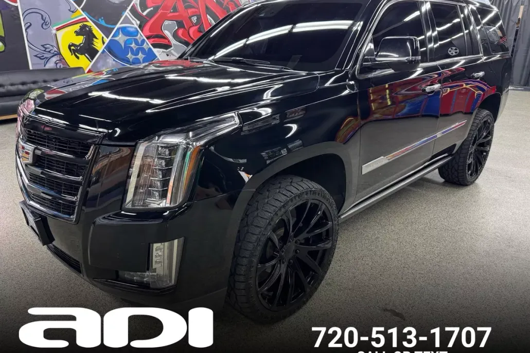 2016 Cadillac Escalade Premium photo 1