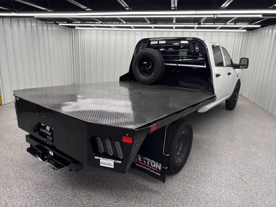 2025 Ram 3500 Tradesman photo 1