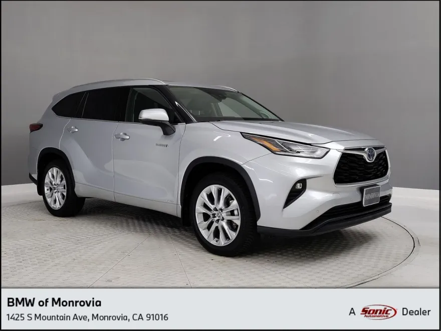 2021 Toyota Highlander Hybrid Limited photo 1